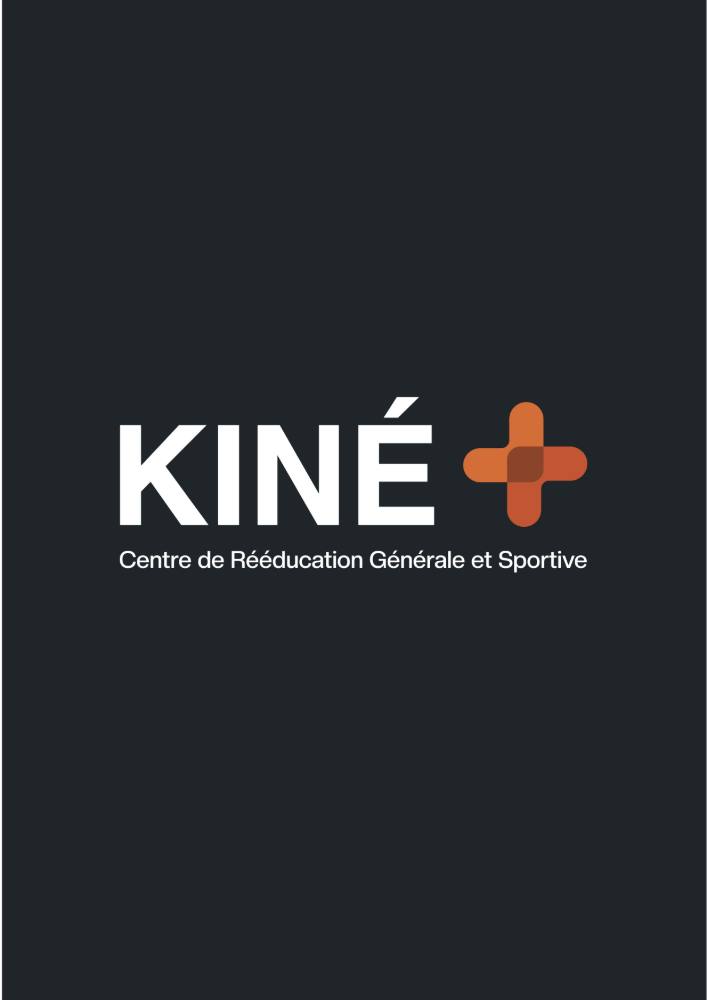 Le logo KINÉ+ sur fond encre, avec la mention « Centre de Rééducation Générale et Sportive »